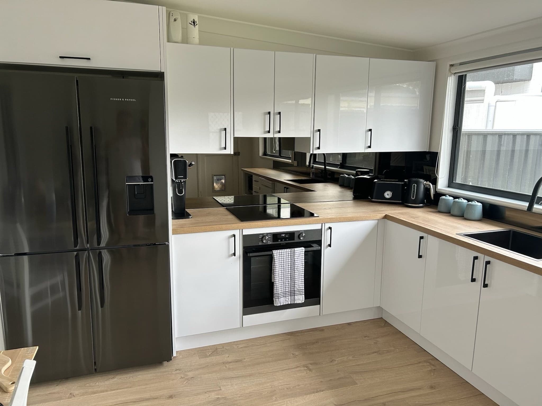 Mirror Kitchen Splashback